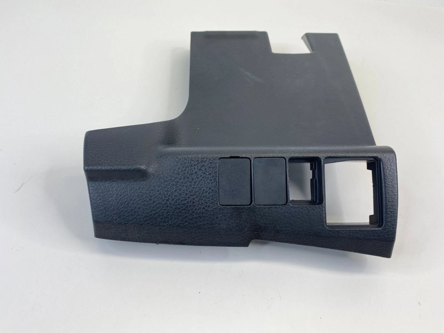2014-2019 TOYOTA COROLLA LEFT DRIVER LOWER DASH KNEE TRIM COVER 55545-02100 OEM