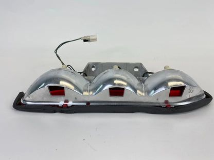 2000-2004 NISSAN XTERRA REAR THIRD 3RD BRAKE LIGHT HIGH MOUNT STOP LIGHT OEM