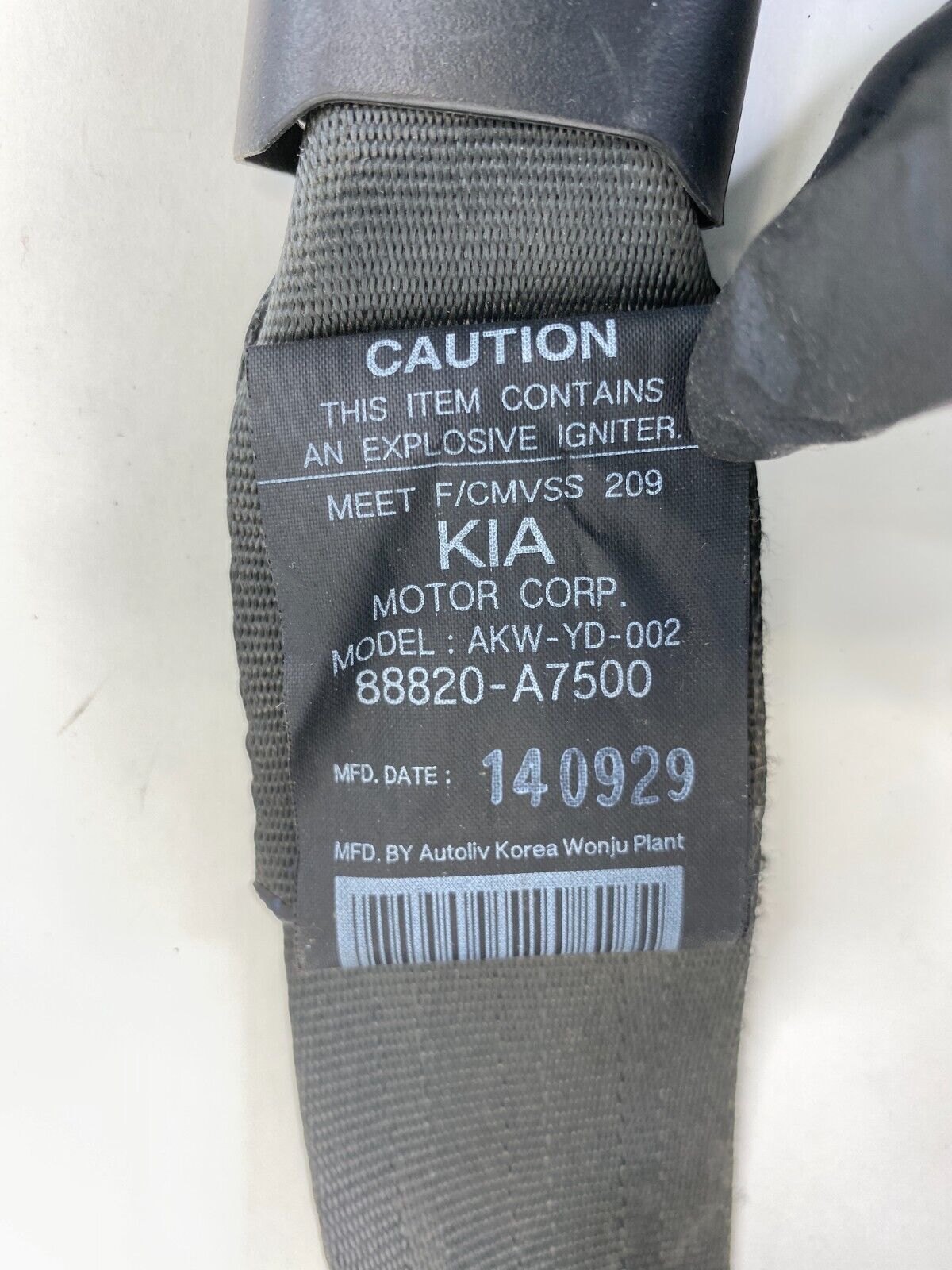 14-18 Kia Forte Front Right Side Seat Belt Retractor Pretensioner 88820-A7500