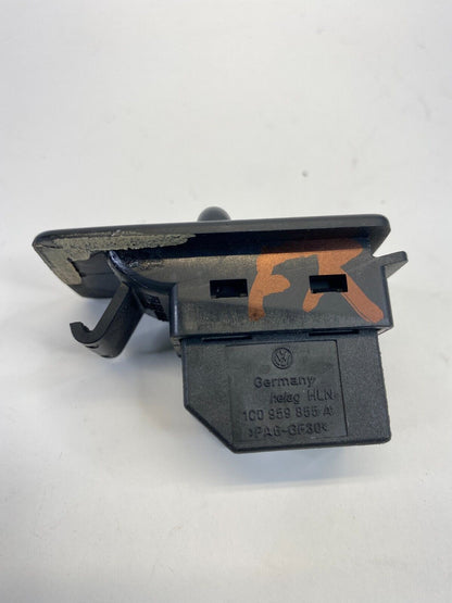 1998-2007 Volkswagen Beetle Front Right Side Door Power Window Control Switch
