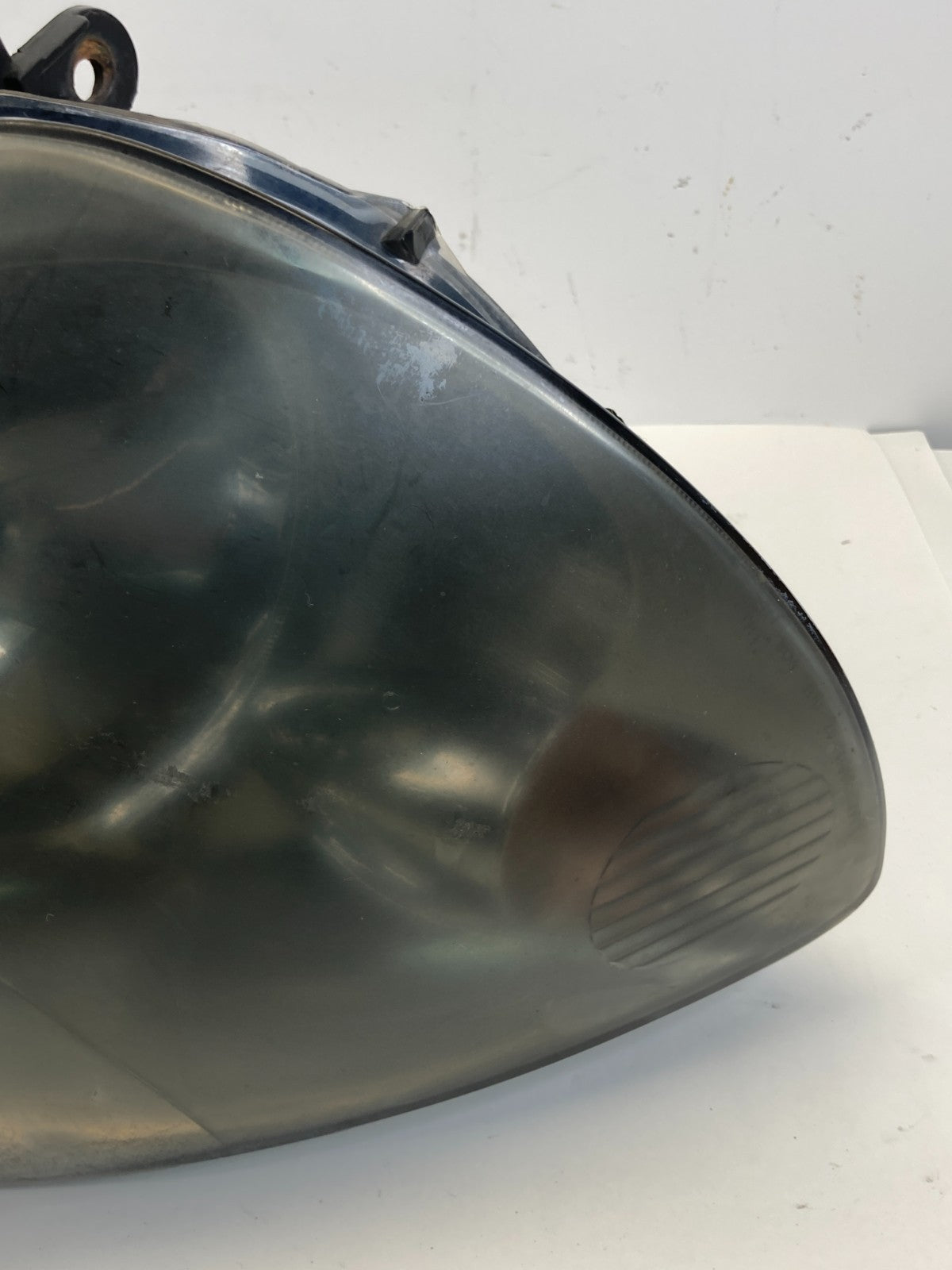 2003 2004 Infiniti G35 Front Left Driver Side Headlight Headlamp Aftermarket