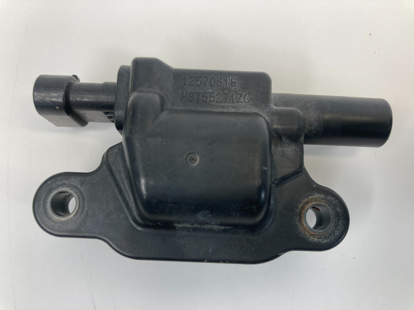 2006-2009 Chevrolet Impala 2005 2006 SSR 5.3L Ignition Coil Igniter 12570616 OEM