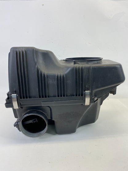 2013-2017 BMW X3 2.0L AWD Air Intake Cleaner Filter Box Assembly 761693201 OEM