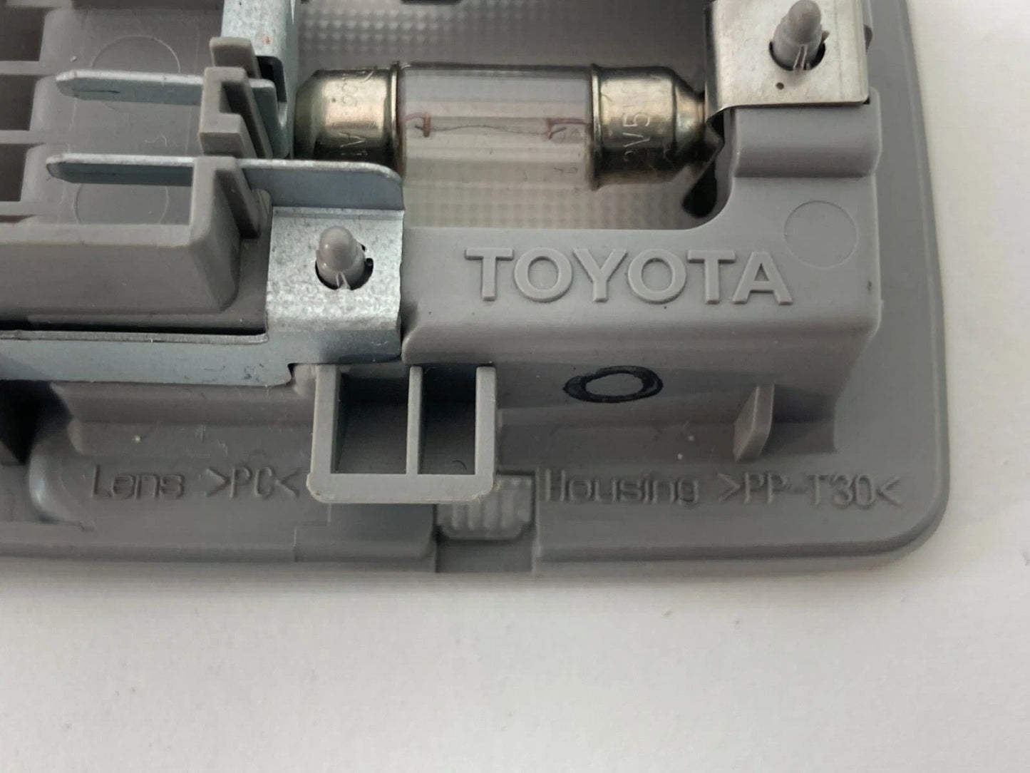 04 05 06 07 08 09 TOYOTA PRIUS INTERIOR ROOF DOME MAP LIGHT LAMP OEM