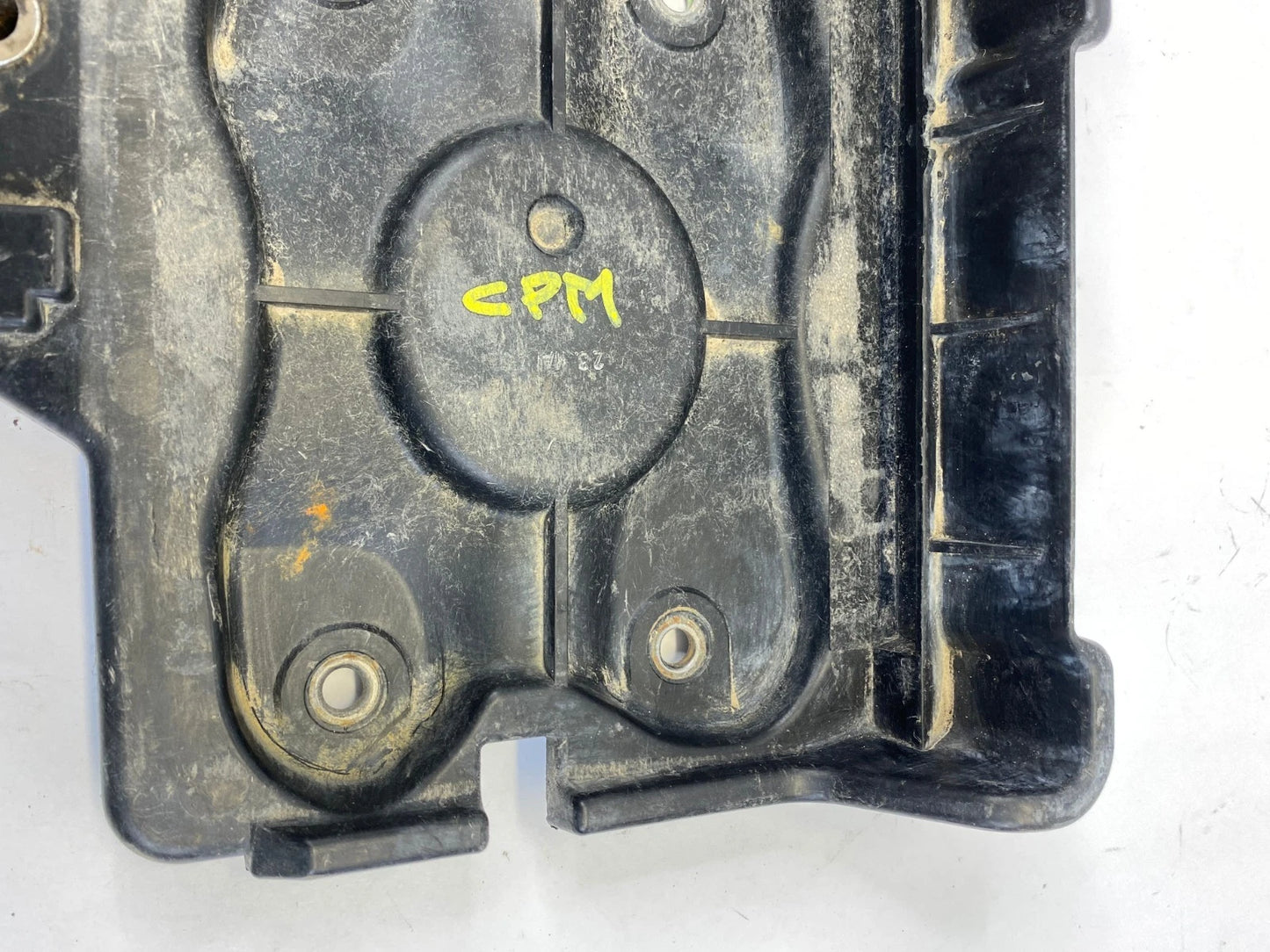 1999-2005 VOLKSWAGEN JETTA BATTERY TRAY BASE UNIT FRONT OEM FACTORY 1J0-915-333C