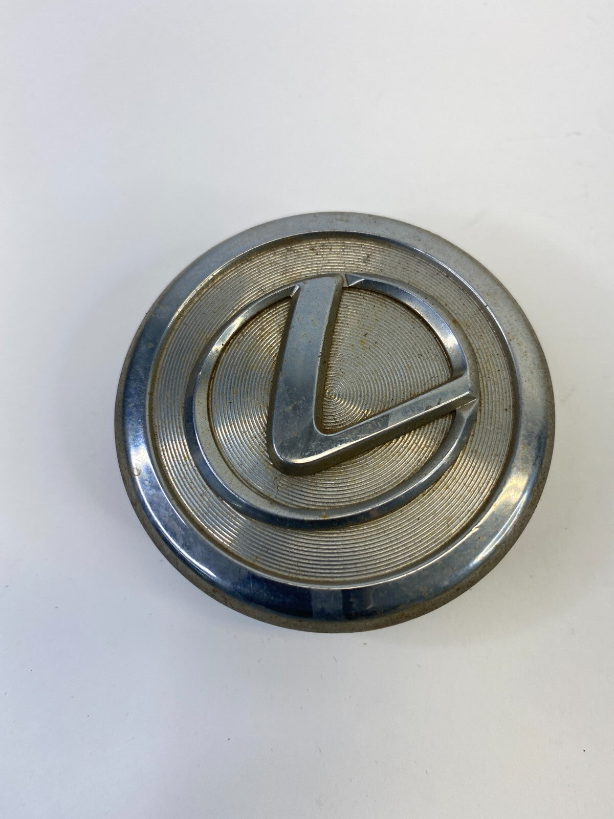 97-09 Lexus ES300 GS300 RX330 RX400 Rim Wheel Center Hub Cap Chrome 2589A OEM