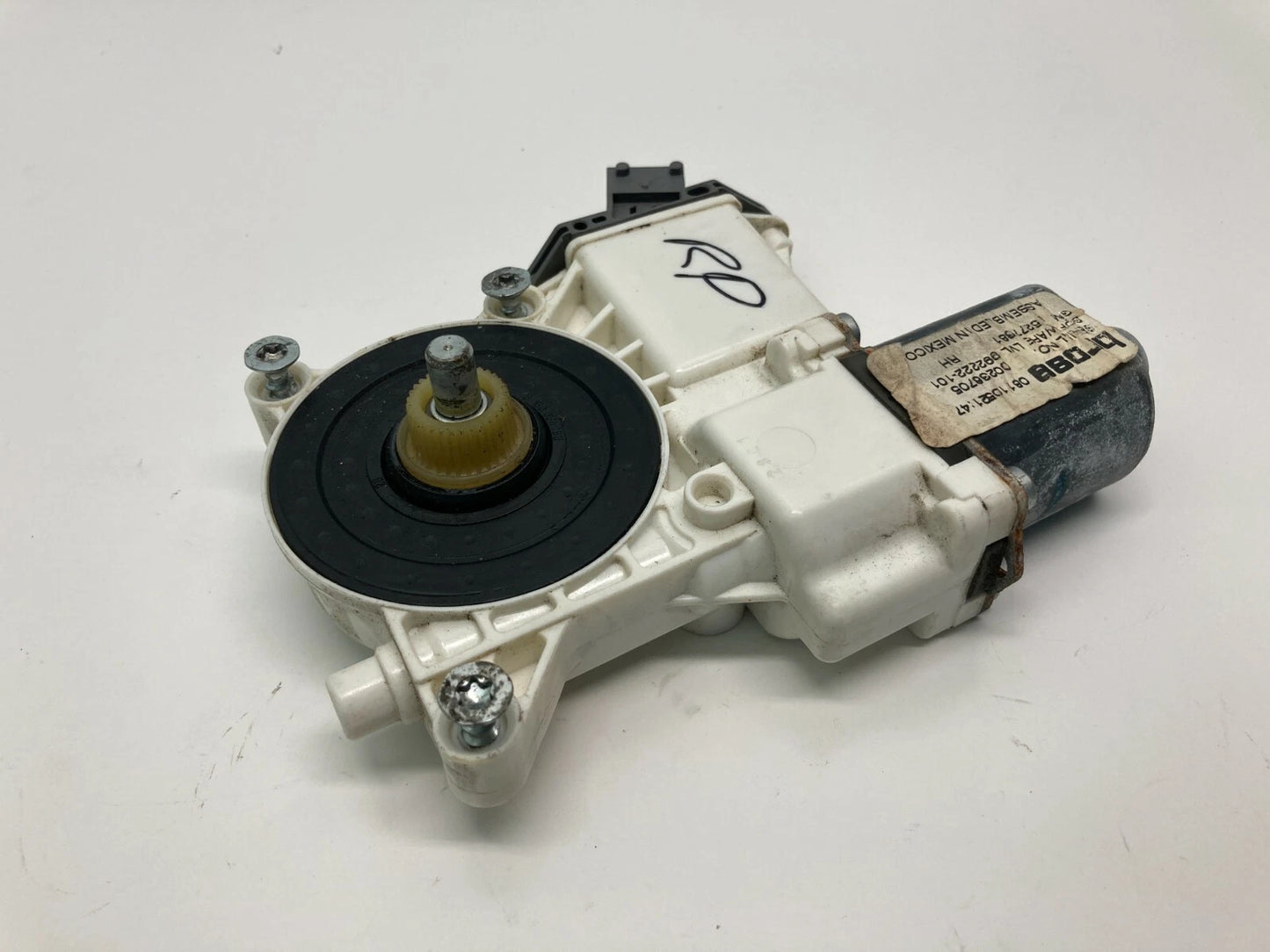 2005-2011 CADILLAC STS REAR RIGHT BACK SIDE DOOR POWER WINDOW MOTOR 15277681 OEM