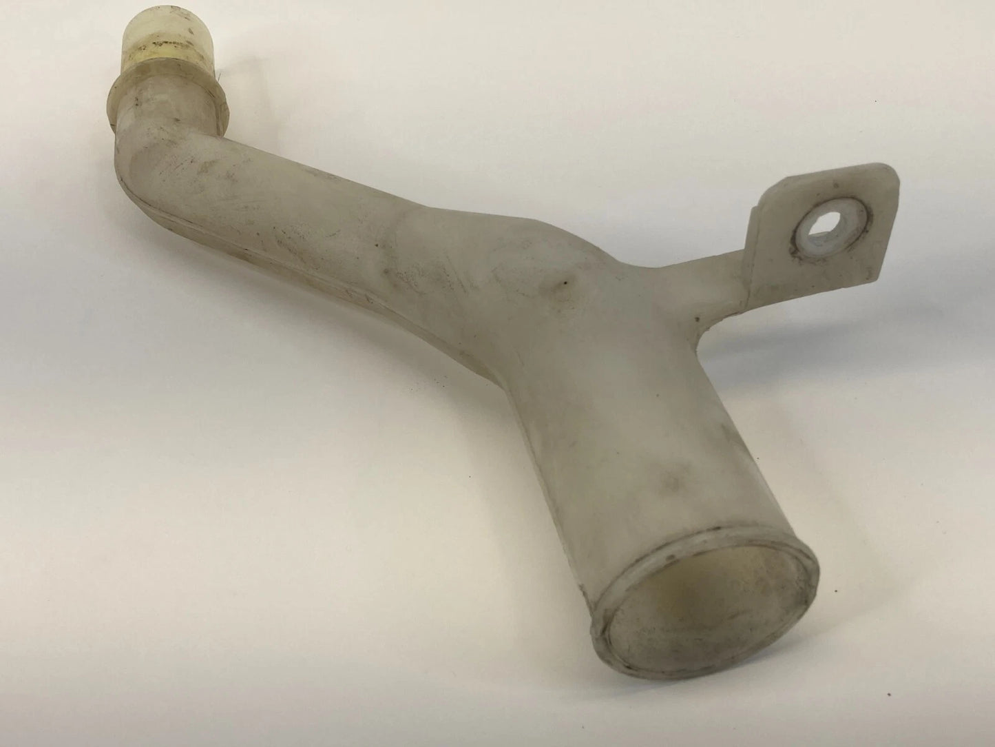 2009 2010 2011 HYUNDAI ACCENT WINDSHIELD WIPER WASHER FILLER TUBE PIPE OEM