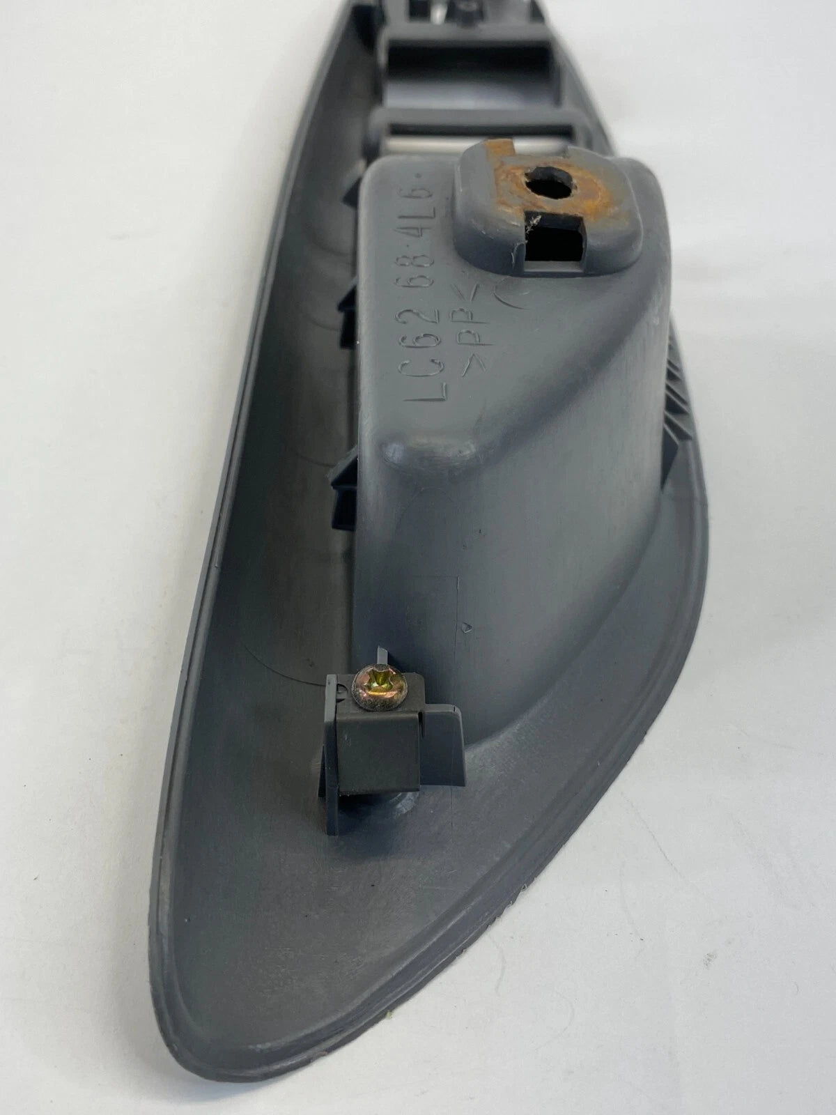 2004-2006 MAZDA MPV FRONT LEFT SIDE DOOR WINDOW SWITCH BEZEL TRIM LC62-68-4L6