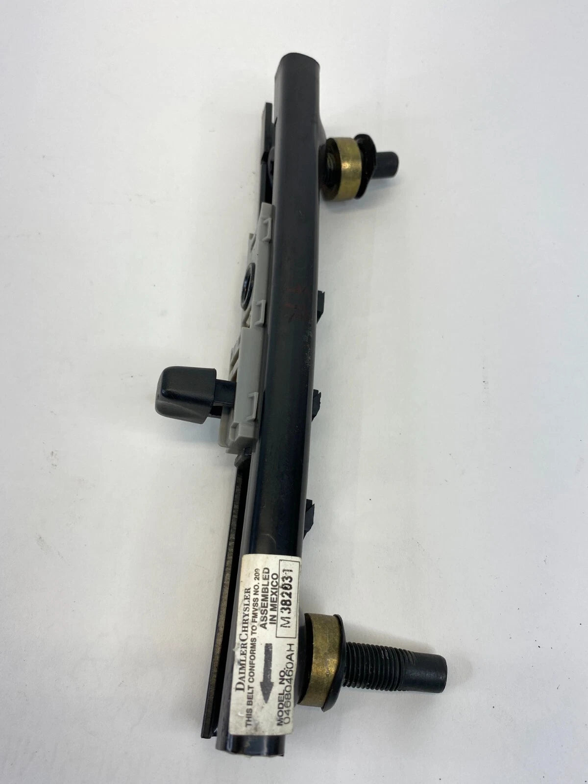 01-04 DODGE CARAVAN FRONT RIGHT SIDE SEAT BELT HEIGHT ADJUSTER 04680460AH OEM