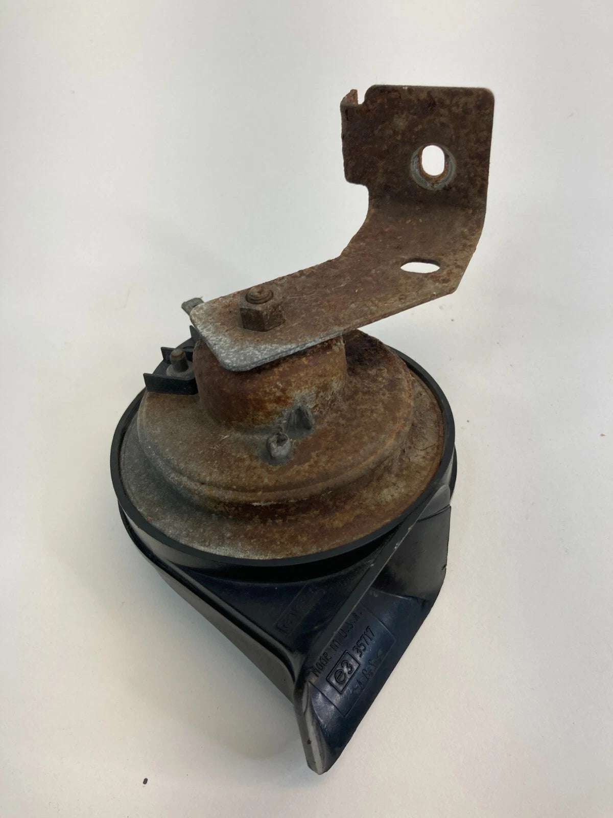 2001 02 03 04 05 06 2007 FORD ESCAPE HORN ALARM NOTE SIGNAL E335717 OEM