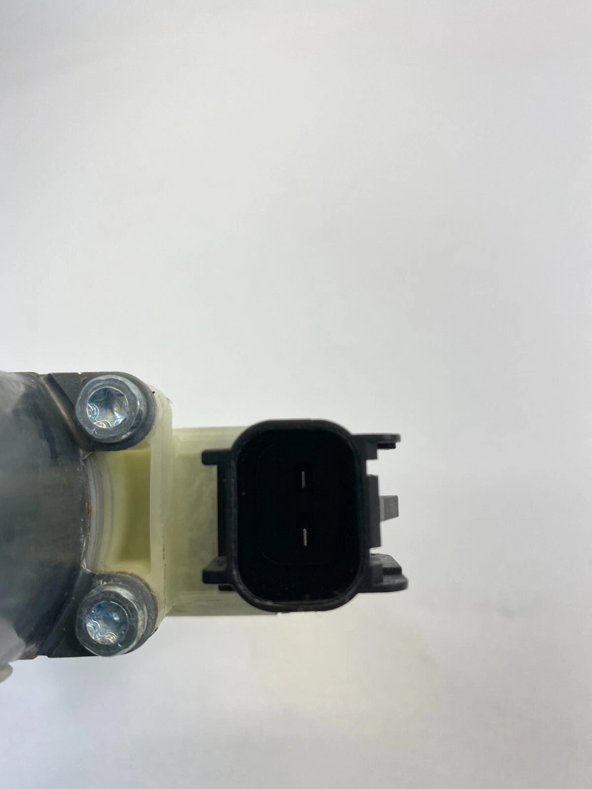 2012-2018 FORD FOCUS REAR LEFT SIDE DOOR POWER WINDOW MOTOR CM51A27001AE 2 PINS