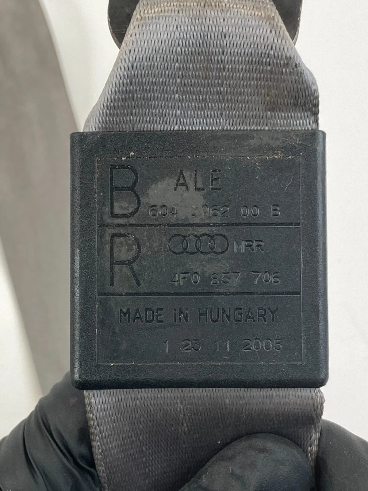 06-11 AUDI A6 QUATTRO FRONT RIGHT PASSENGER SIDE SEAT BELT RETRACTOR 605404800