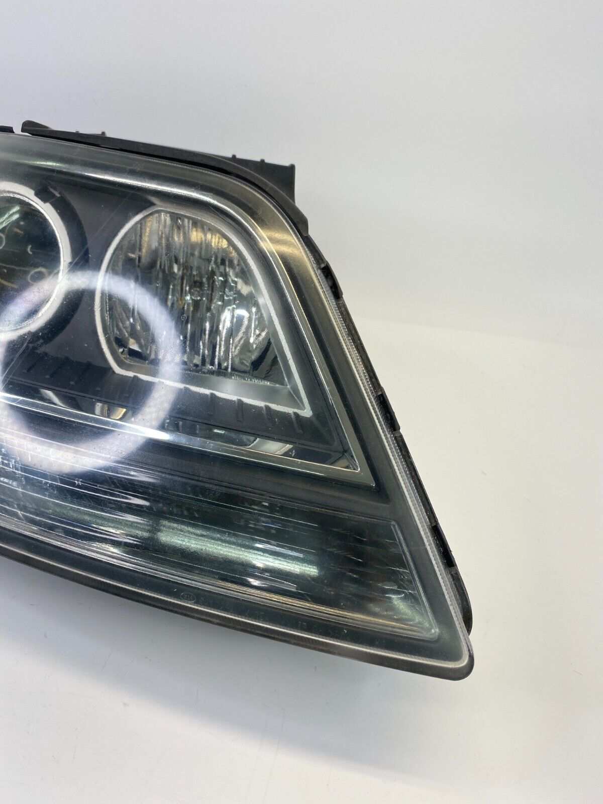 2009 2010 2011 Kia Borrego Front Right Passenger Headlight Headlamp OEM