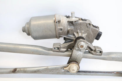 2011-2014 TOYOTA SIENNA FRONT WINDSHIELD WIPER MOTOR W/ LINKAGE 85110-08020 OEM