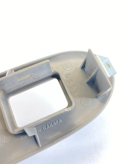 2000-2005 CHEVROLET IMPALA REAR RIGHT DOOR WINDOW SWITCH COVER BEZEL 10432426