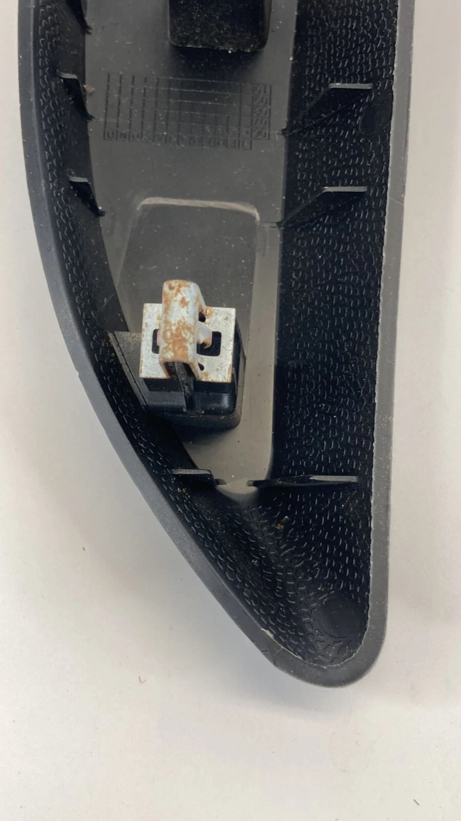 2007 2008 JEEP COMPASS RIGHT PASSENGER DOOR MIRROR CORNER COVER TRIM 0ZX78TRMAC
