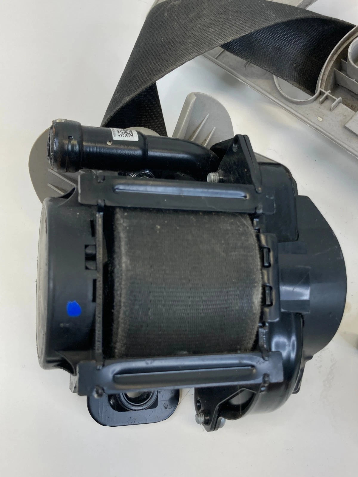 14-18 Kia Forte Front Left Side Seat Belt Retractor Pretensioner 88810-A7500WK