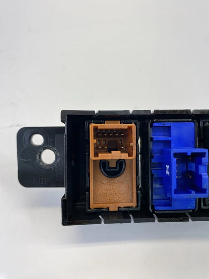 2009-2013 Infiniti G37 Sedan Center Console Seat Heated Off Snow Switch Bezel