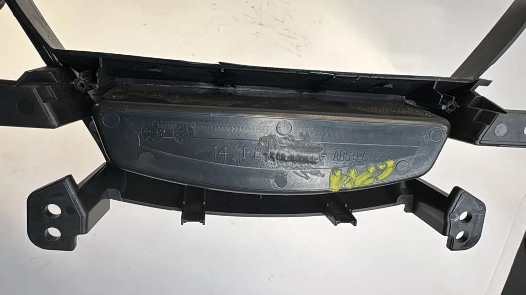 14-16 HYUNDAI ELANTRA CENTER DASH RADIO TRIM CLOCK BEZEL PANEL 94510-3XAA0 OEM