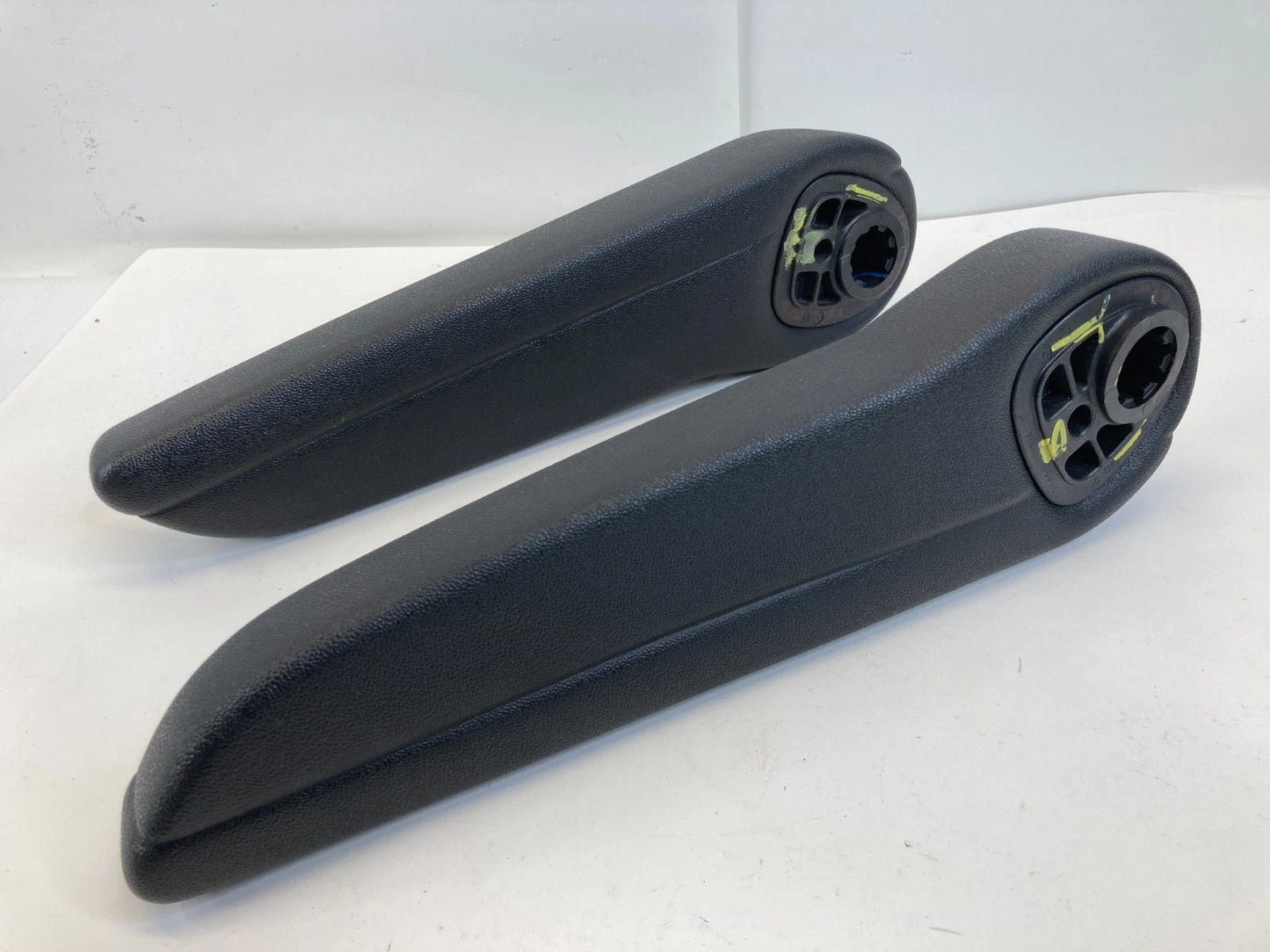 2011-2020 DODGE GRAND CARAVAN REAR LEFT BACK SIDE SEAT ARMREST ARM REST PAIR OEM