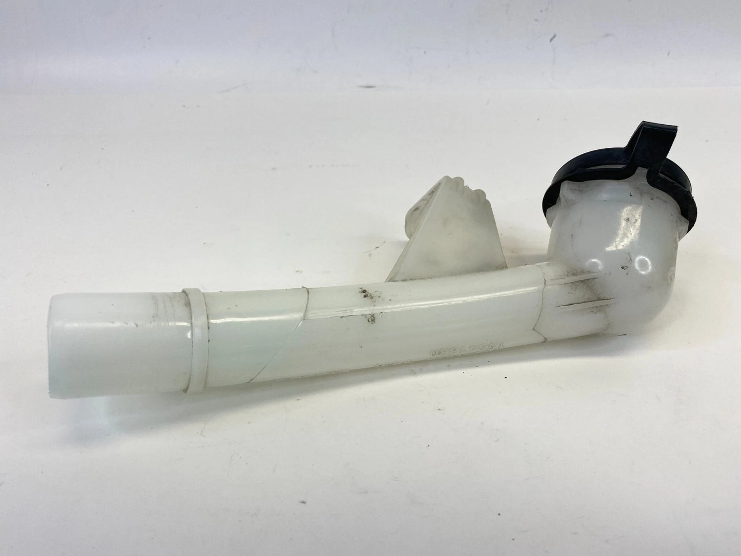 2005-2010 PONTIAC G6 WINDSHIELD WIPER WASHER FILLER PIPE TUBE FRONT OEM 15841879