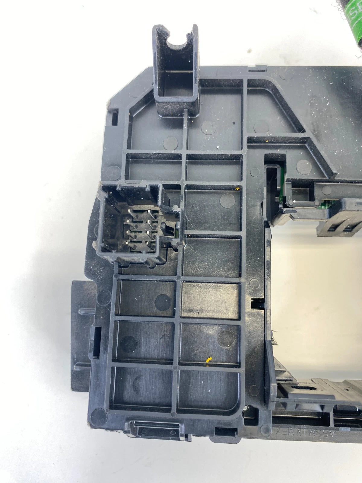 2015-2019 Ford Taurus Police Interceptor Sedan Steering Column Housing Bracket