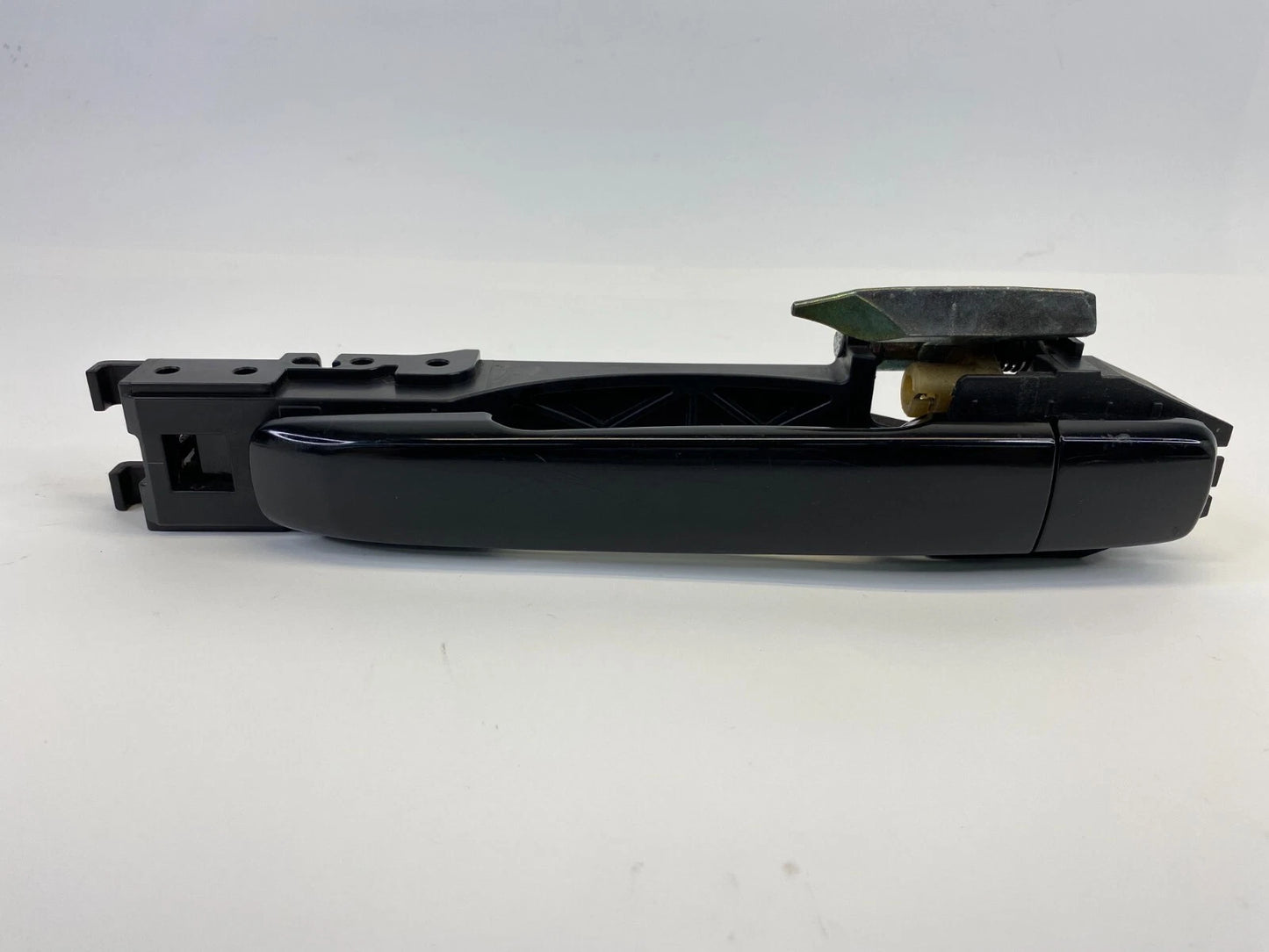 2007 2008 INFINITI G35 SEDAN REAR LEFT SIDE EXTERIOR OUTER DOOR HANDLE RR LH OEM