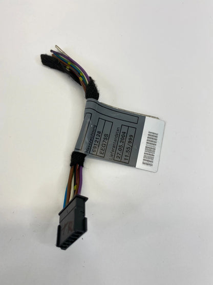 2002-2005 BMW 745I REAR RIGHT SIDE TAIL LIGHT LAMP HARNESS CONNECTOR OEM 6912128