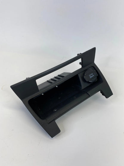 2010-2012 DODGE CALIBER CENTER FRONT CENTER DASH COMPARTMENT W/ POWER OUTLET OEM