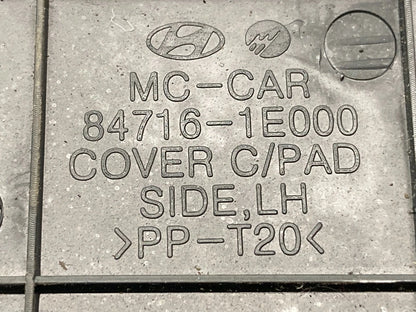 07-11 HYUNDAI ACCENT LEFT SIDE LOWER DASH COVER PAD TRIM PANEL 847161E000 OEM
