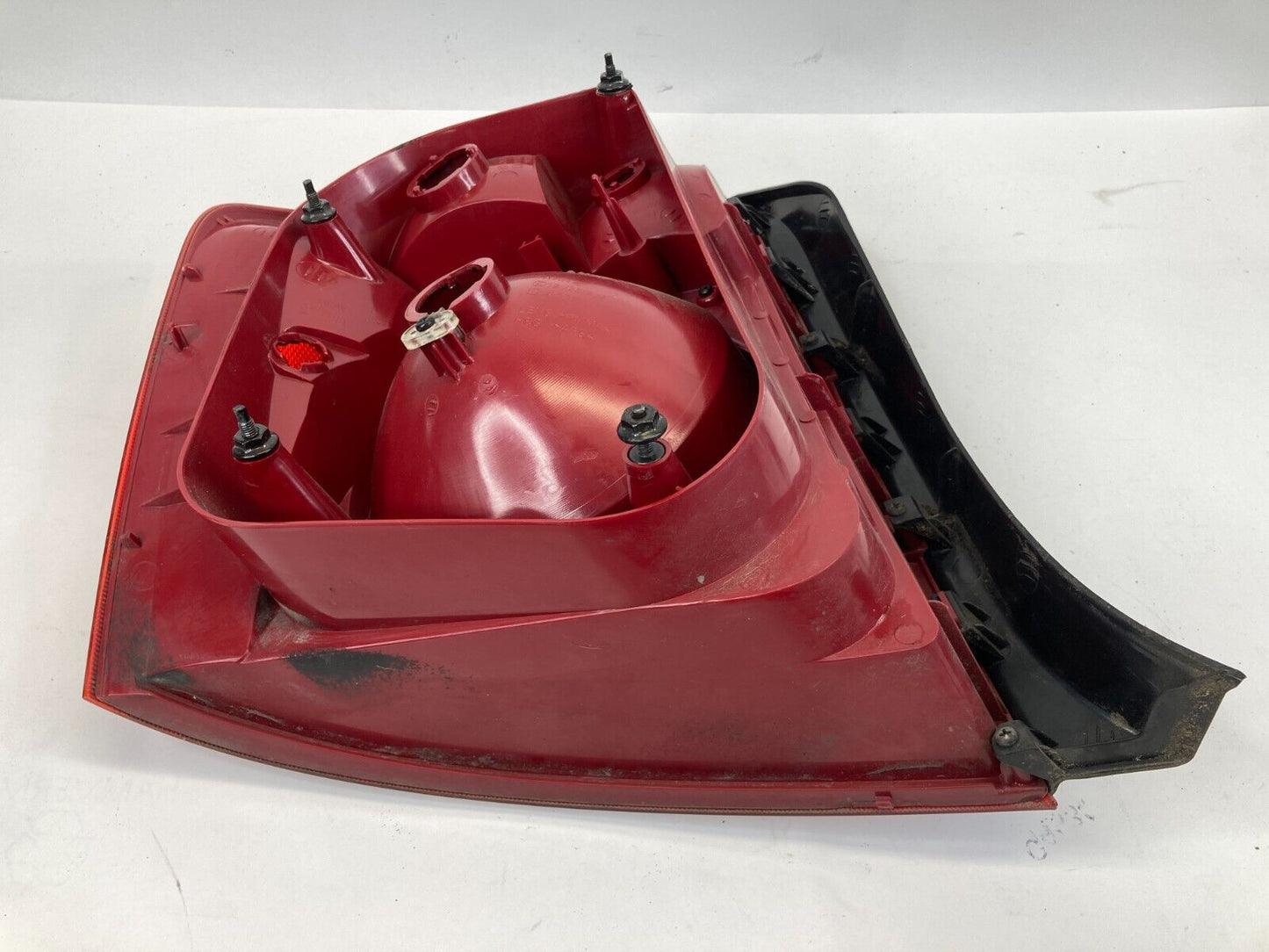 04-06 Kia Spectra Sedan Rear Right Passenger Side Taillight Tail Light Lamp OEM