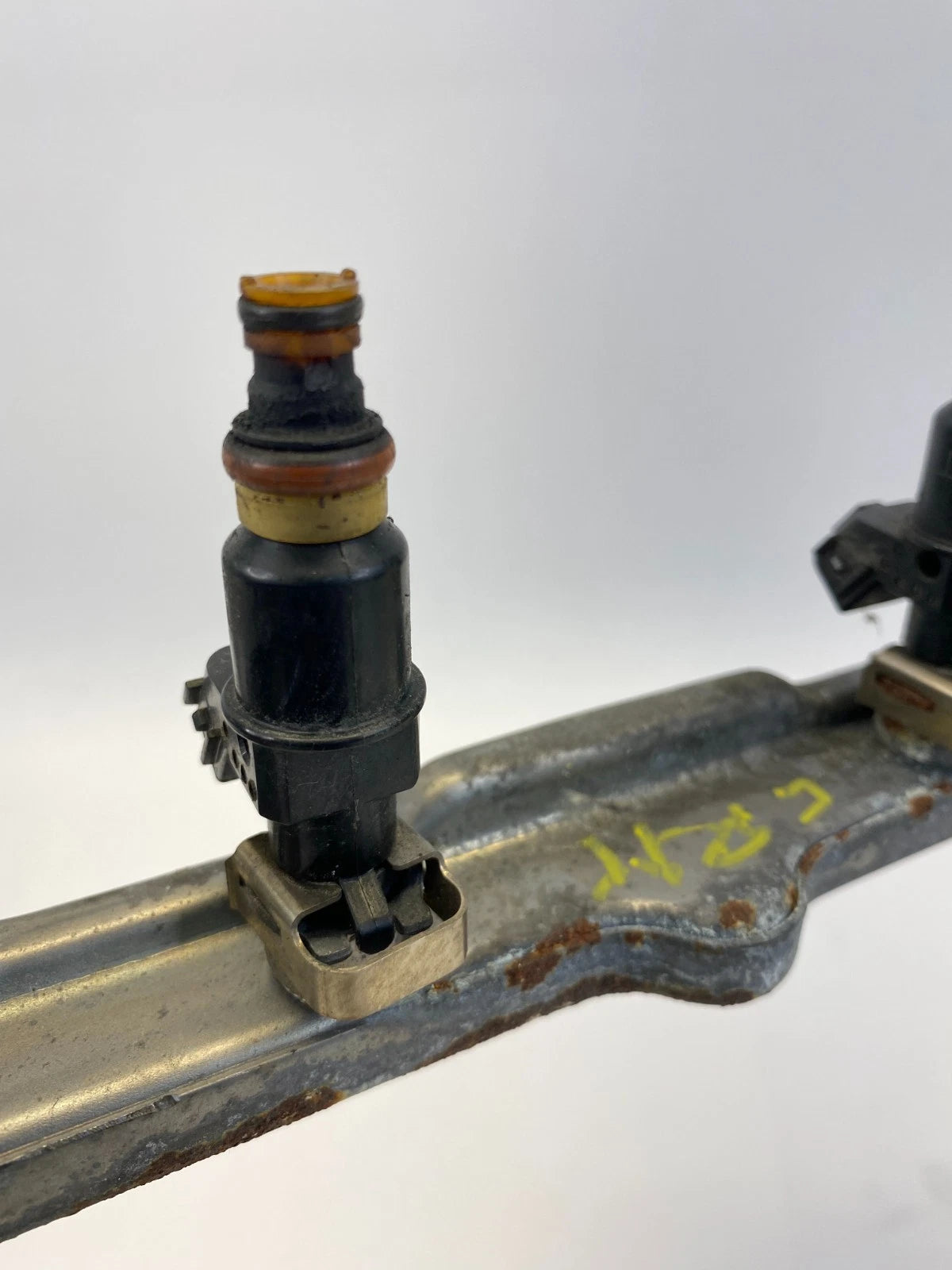 03-07 HONDA ACCORD 02-11 CIVIC 2.4L AT ENGINE FUEL RAIL W/ 4 FUEL INJECTORS OEM