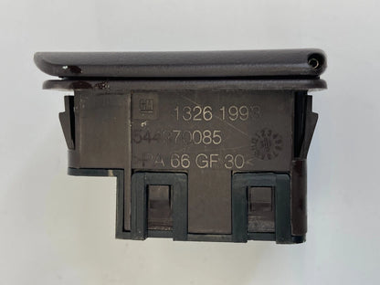 11-16 BUICK REGAL CENTER CONSOLE 120 VOLT POWER OUTLET RECEPTACLE 1333285 OEM