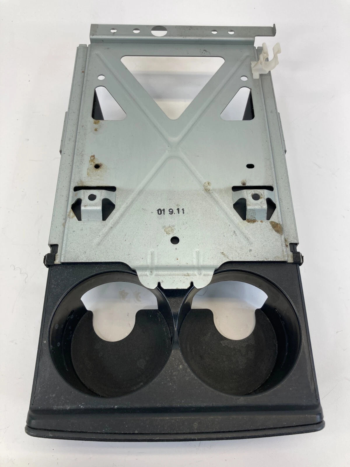 2001-2004 NISSAN PATHFINDER REAR CENTER CONSOLE DUAL CUP HOLDER CUPHOLDER OEM