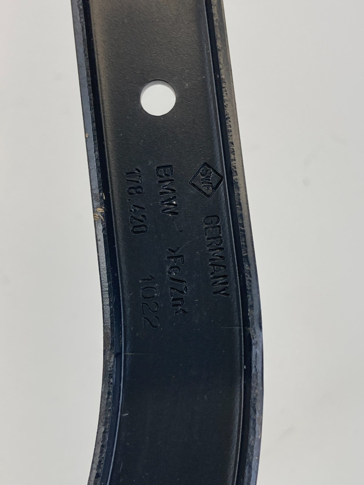 2006 2007 BMW 530xi Front Windshield Wiper Arm 7185366 OEM