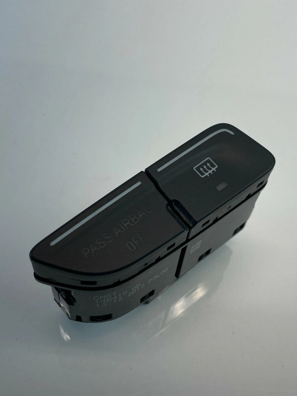 2012 2013 2014 FORD FOCUS REAR DEFROST CONTROL SWITCH BUTTON CM5T-14B418-AB OEM