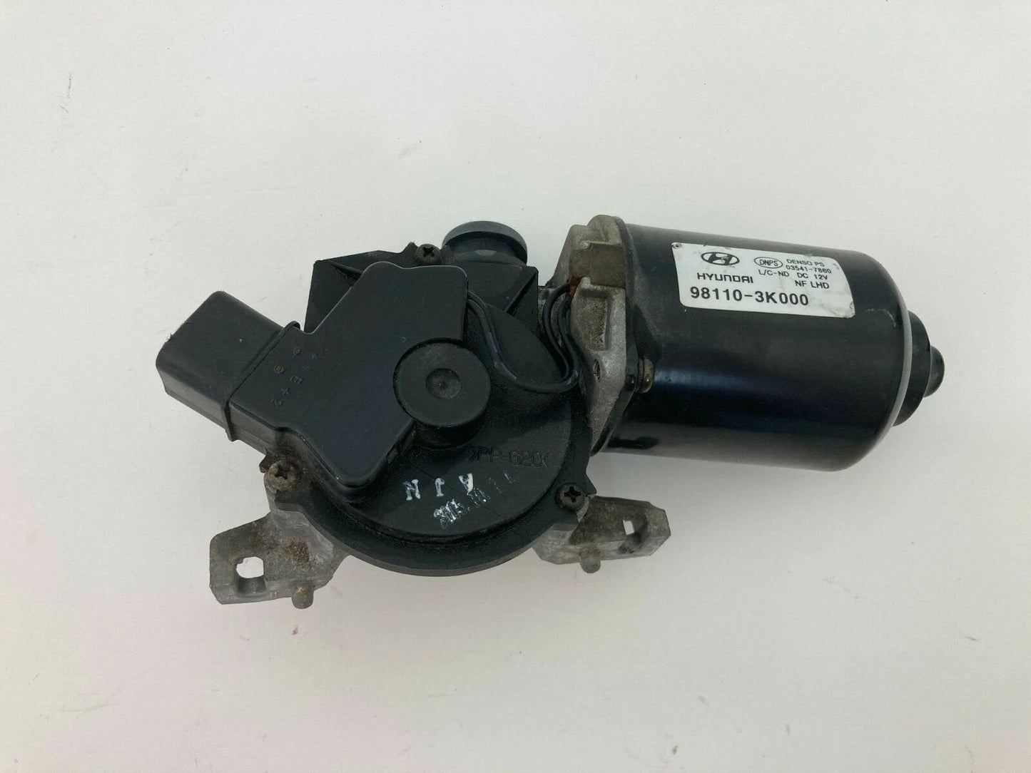 2006 2007 2008 2009 2010 HYUNDAI SONATA WINDSHIELD WIPER MOTOR 98110-3K000 OEM