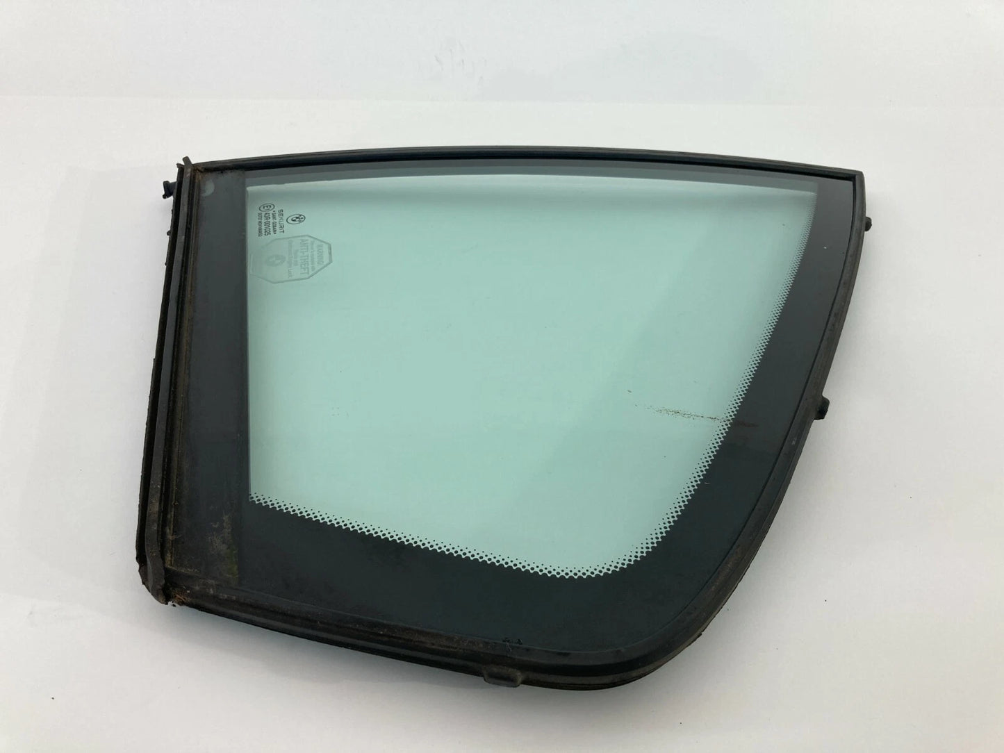 1995-2001 BMW 740I 740IL REAR LEFT BACK DOOR VENT WINDOW QUARTER GLASS 43R-00102