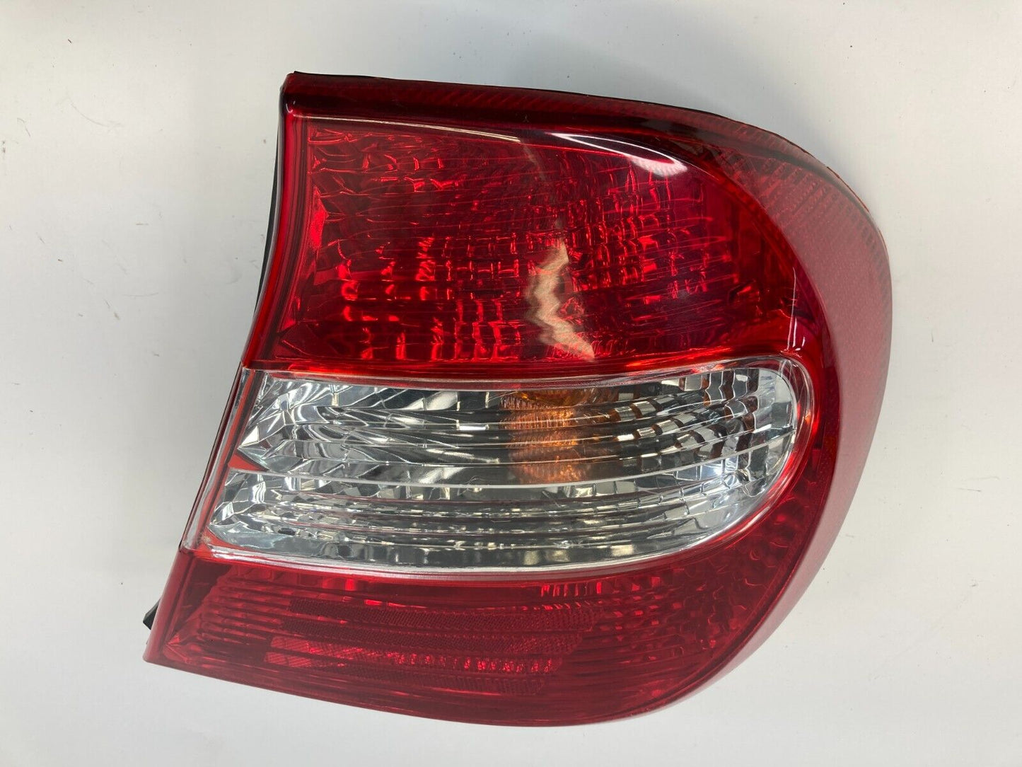 2002-2004 Toyota Camry Rear Right Passenger Side Taillight Tail Light Lamp OEM