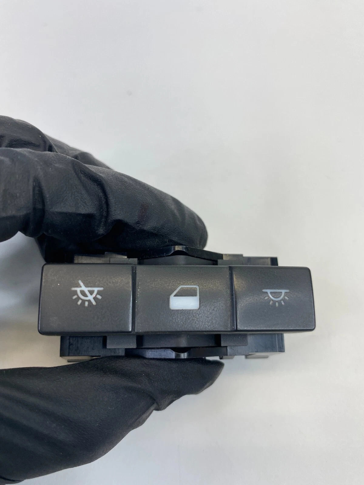 2013-2015 CHEVY MALIBU ROOF CONSOLE DOME READING LAMP SWITCH JET BLACK 20973001