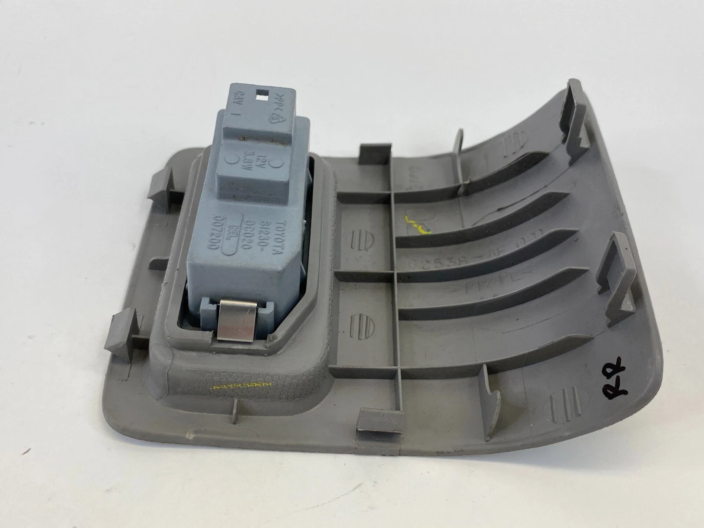 2004-2010 TOYOTA SIENNA REAR RIGHT COURTESY LIGHT LAMP 62538-AE020 OEM