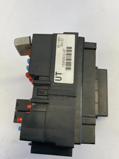 2003-2006 CHEVROLET TAHOE 5.3L ENGINE FUSE BOX JUNCTION BLOCK 15058033 OEM