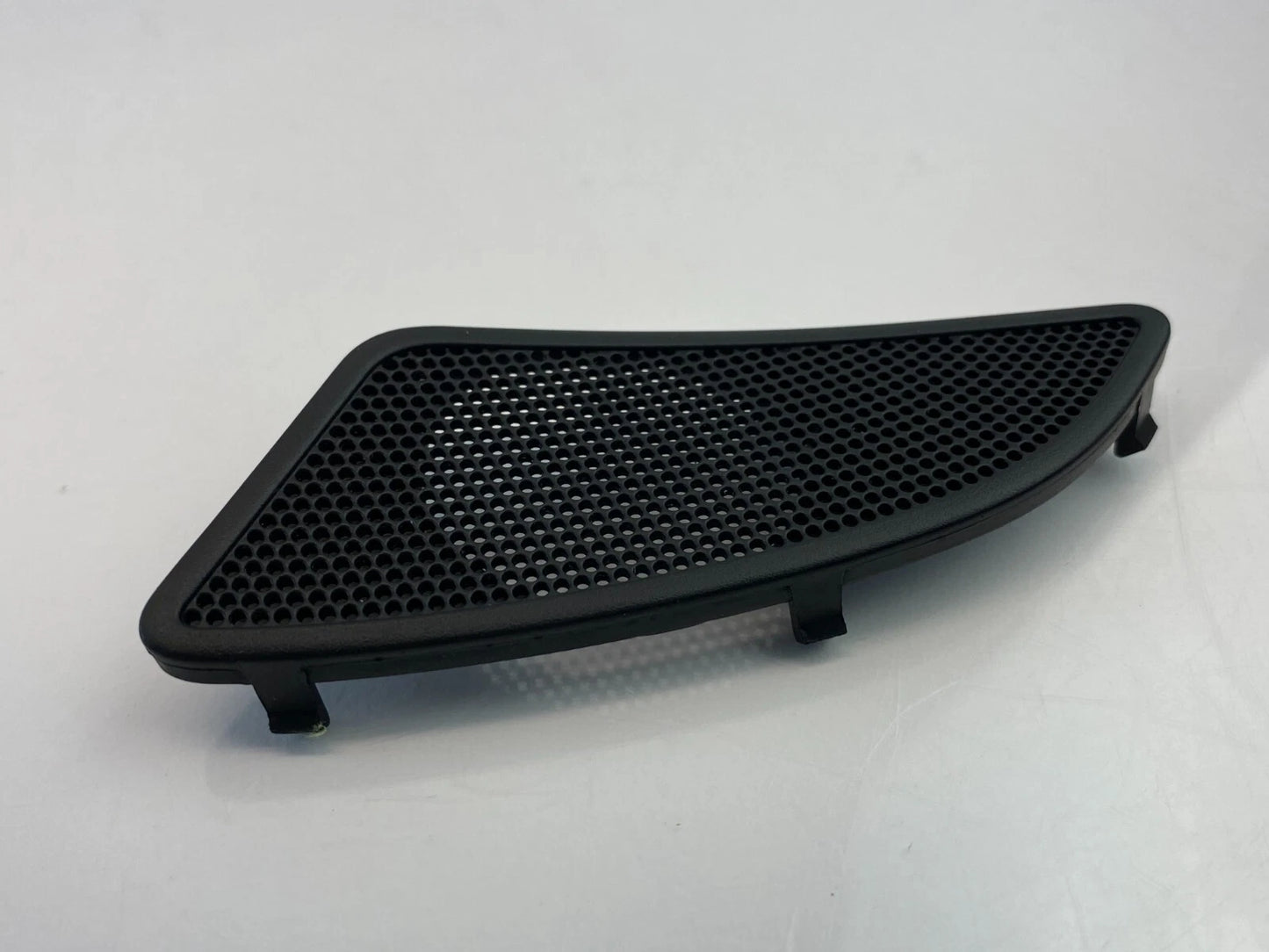 2011-2016 HYUNDAI ELANTRA FRONT LEFT TWEETER GRILL COVER BEZEL TRIM 96333-3X000