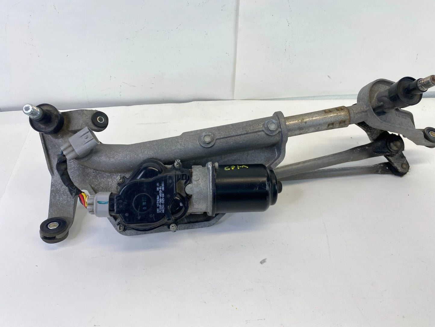 2007-2011 HONDA CR-V FRONT WIPER MOTOR & LINKAGE TRANSMISSION OEM 76505-SWA-A02