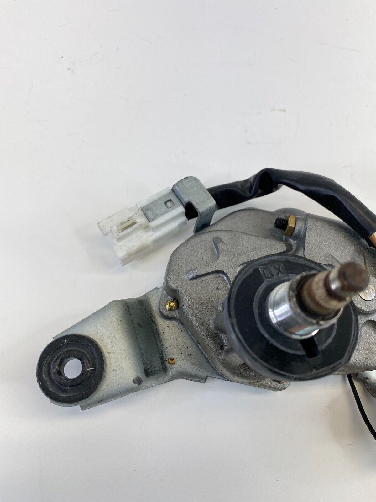 2000-2006 Hyundai Elantra HATCHBACK Rear Windshield Wiper Motor 98700-2D001