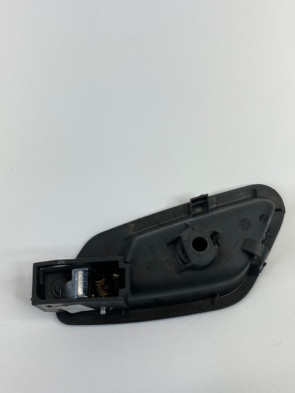 2005-2010 Pontiac G6 Rear Right Side Interior Inner Door Handle 22731744