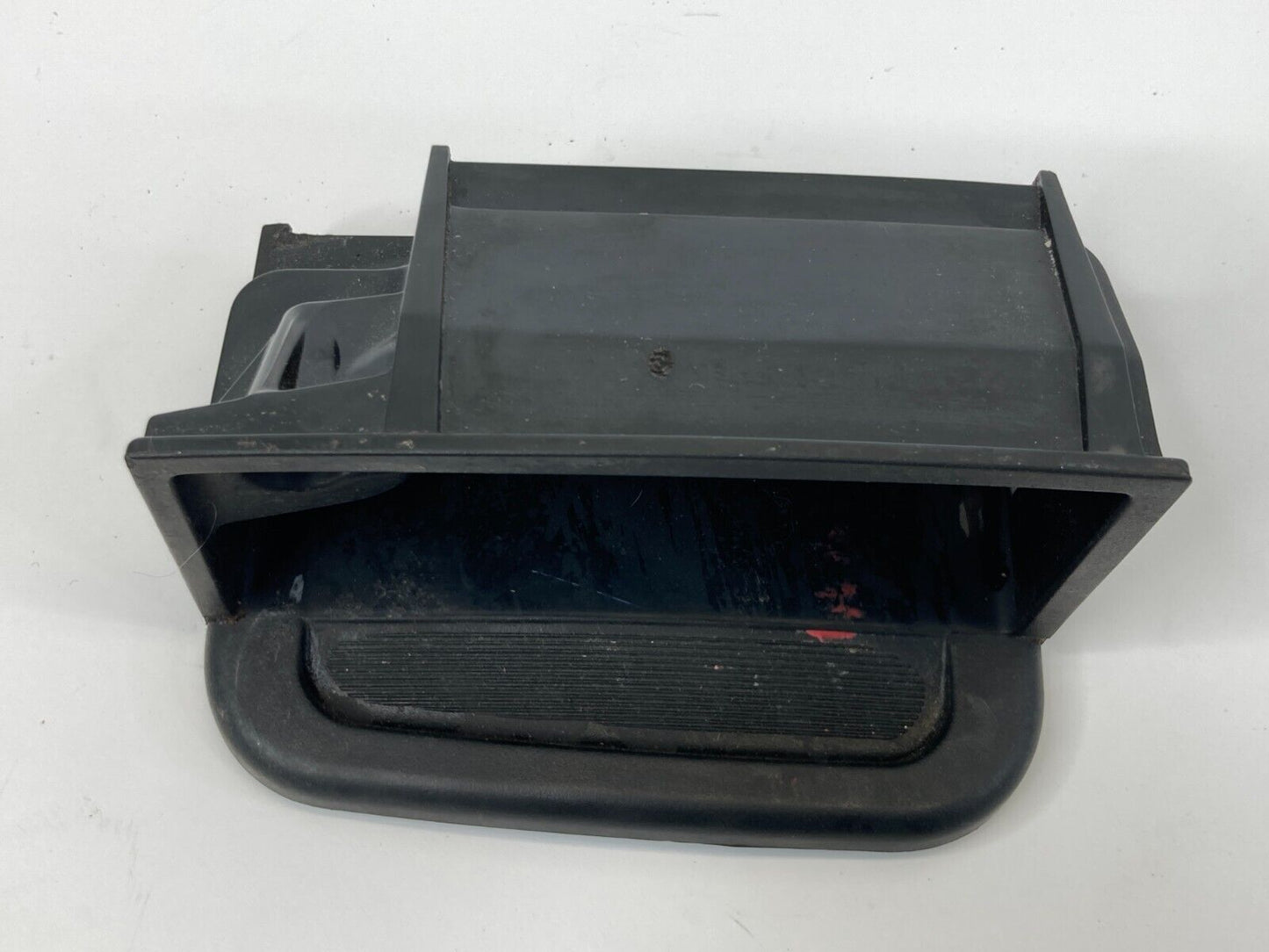 2006-2012 Mercedes-Benz R350 Front Center Console Ashtray 251-810-00-30 OEM