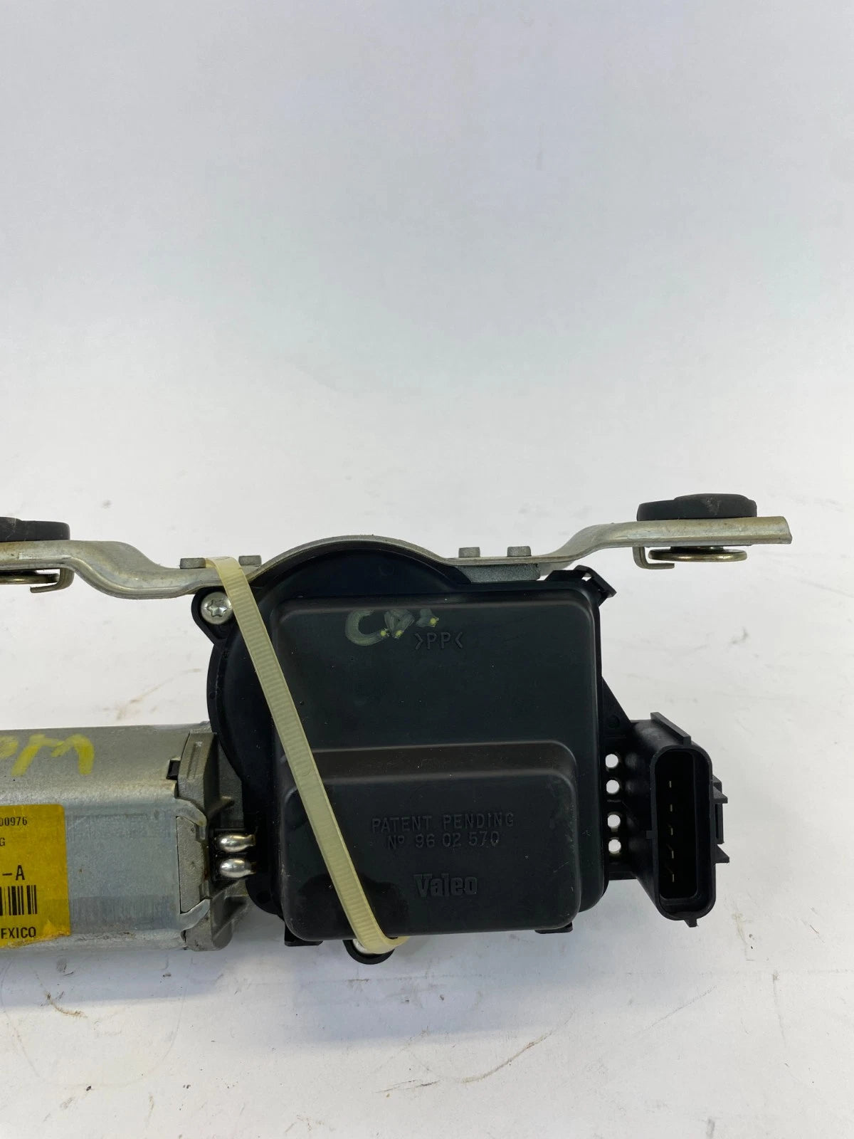 02 03 04 05 06 07 JEEP LIBERTY REAR LIFGATE WINDSHIELD WIPER MOTOR ASSY OEM