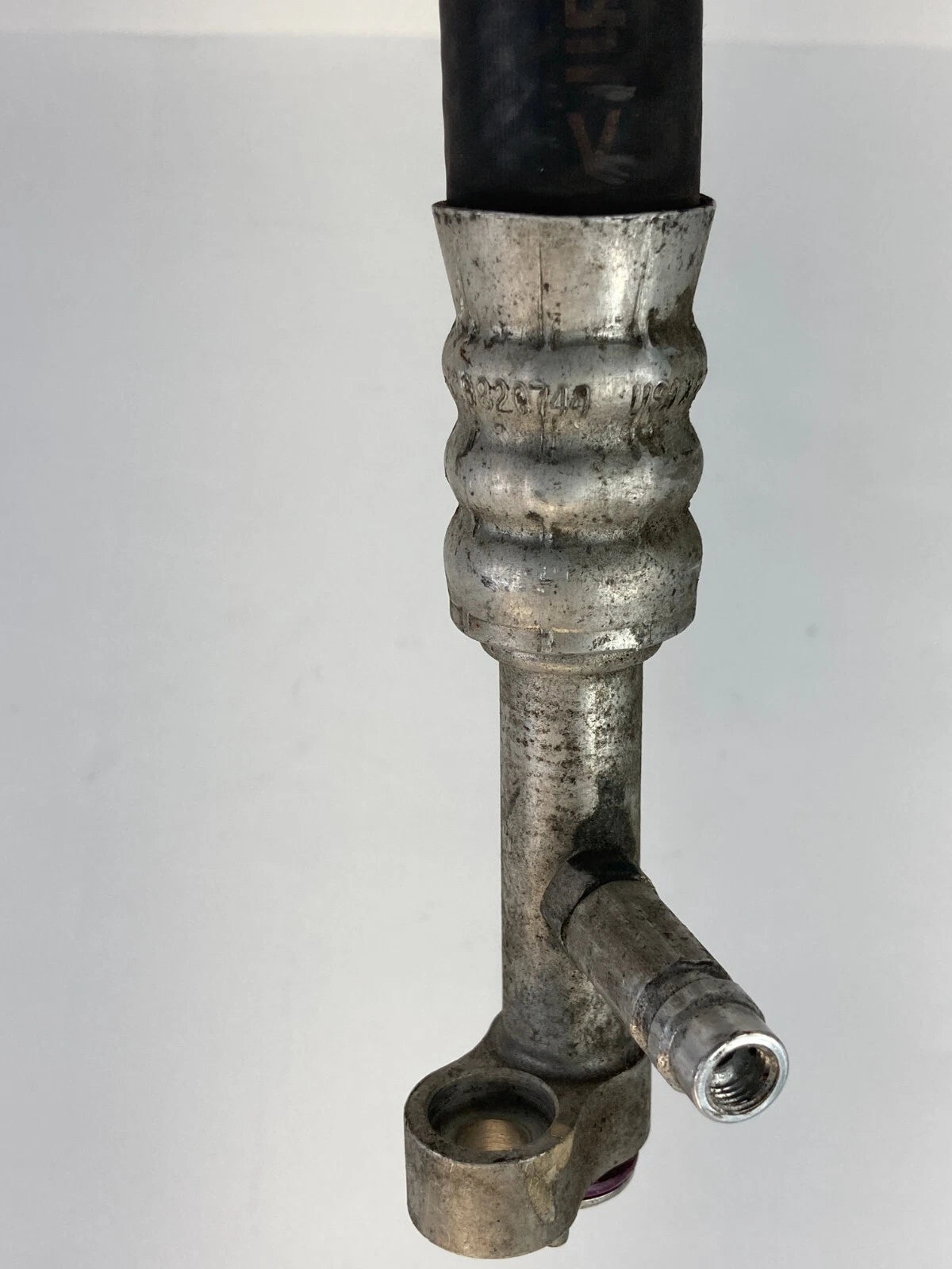 2000-2005 VOLKSWAGEN BEETLE A/C REFRIGERANT SUCTION HOSE TUBE LINE 1C0820744B